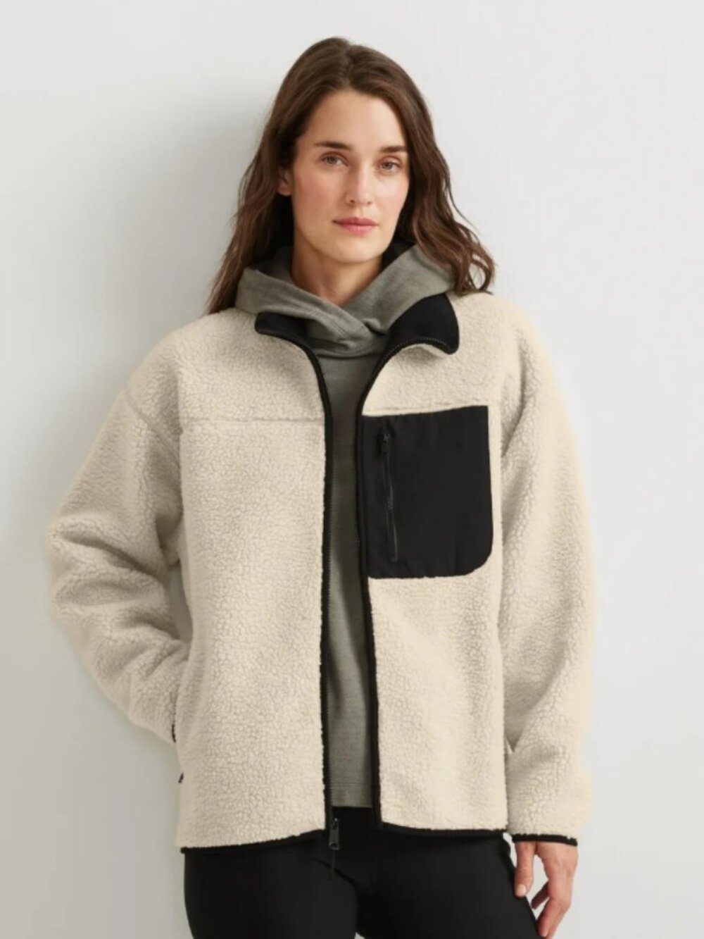 Eddie Bauer Women's Chilali Faux Shearling Fleece Jacket in Oyster Size Large
